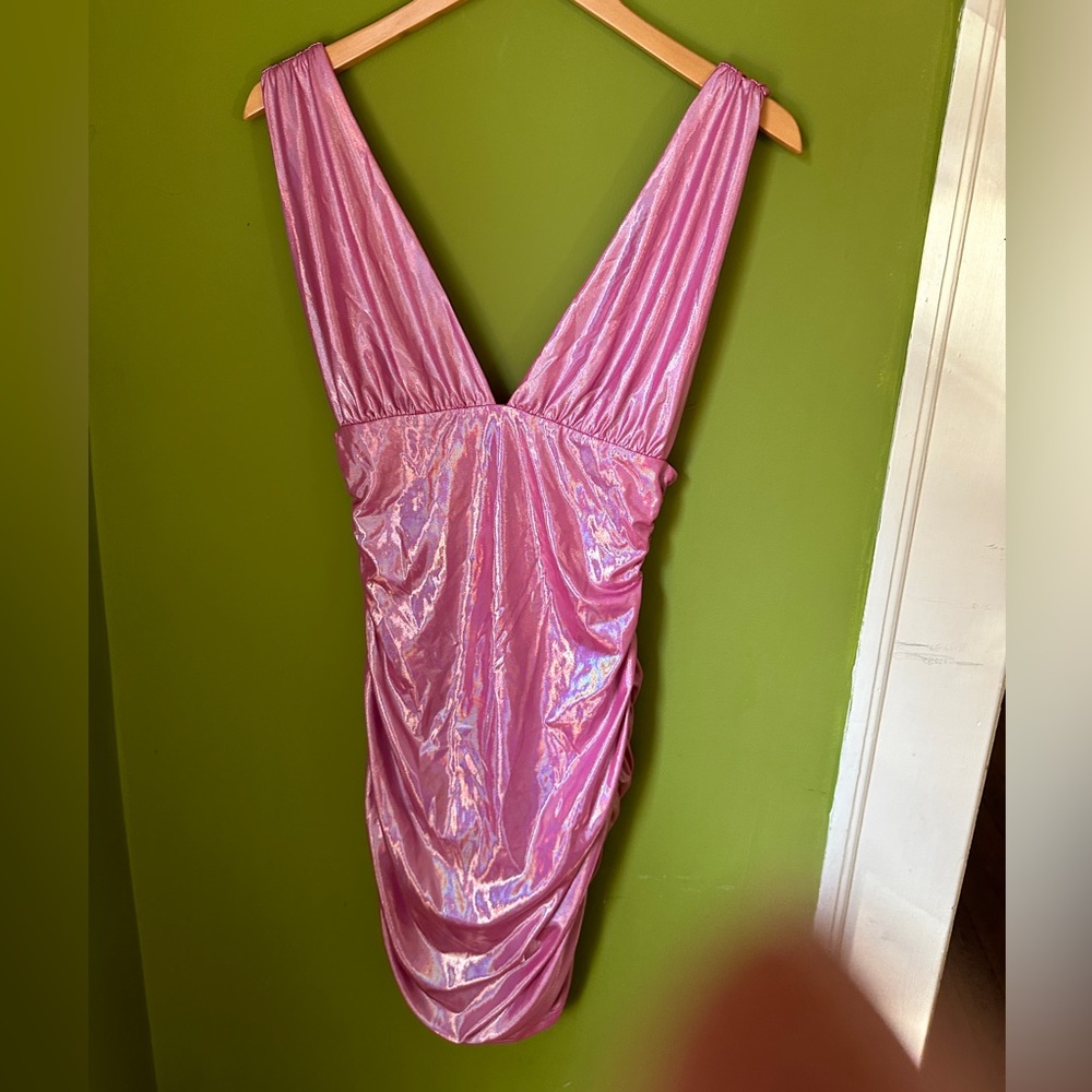 Superdown Kerrie Deep V Dress sz Medium
